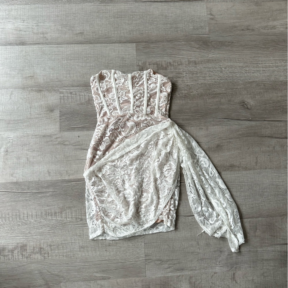 Fashion Nova dress size small !